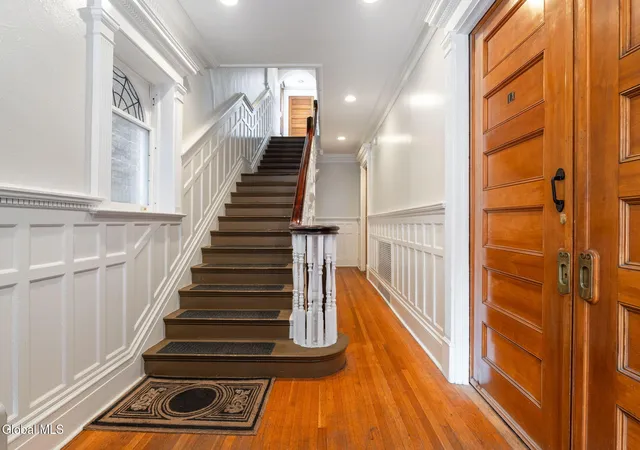 5th image of 210 Union St, Schenectady, NY 12305 | MLS# 202611091