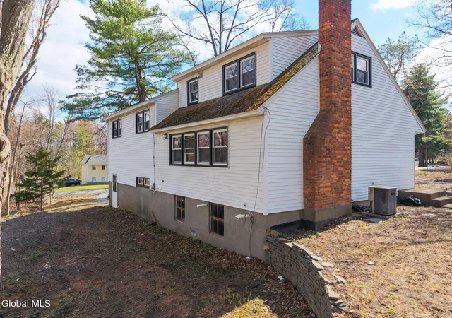 Homes for sale in Niskayuna, NY | 1030 Atateka Rd, Niskayuna, NY 12309 | MLS# 202614659