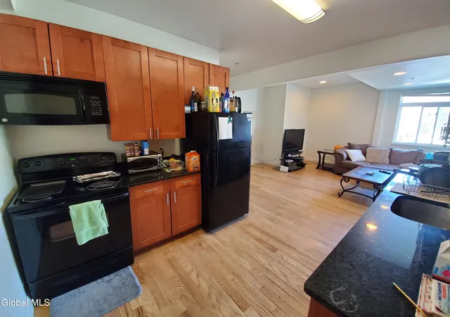 4th image of 811 Madison Ave, Albany, NY 12208 | MLS# 202611652