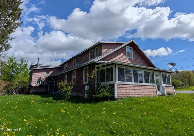 Homes for sale in Stephentown, NY | 351 Presbyterian Hill Rd, Stephentown, NY 12168 | MLS# 202612485