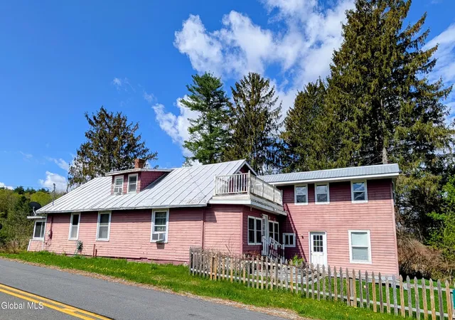 Homes for sale in Stephentown, NY | 351 Presbyterian Hill Rd, Stephentown, NY 12168 | MLS# 202612485