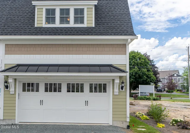 44th image of 110b Division St #110B, Saratoga Springs, NY 12866 | MLS# 202618822
