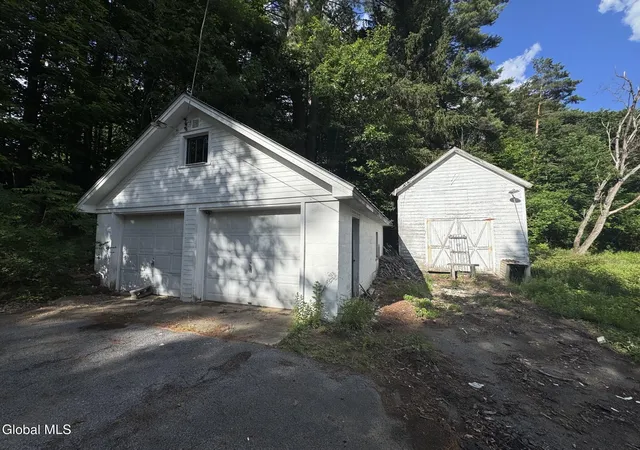 4th image of 16 Summit Pl, Lake Luzerne, NY 12846 | MLS# 202612720