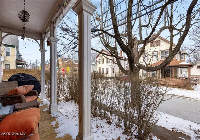 34th image of 154 Washington St, Saratoga Springs, NY 12866 | MLS# 202612741