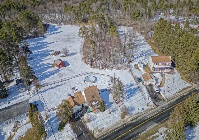 4th image of 177 Cole Rd, Duanesburg, NY 12053 | MLS# 202613330
