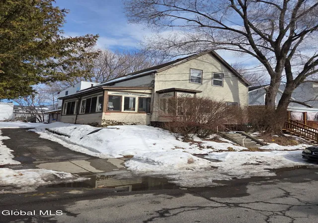 1st image of 511 Morris St, Albany, NY 12208 | MLS# 202613146