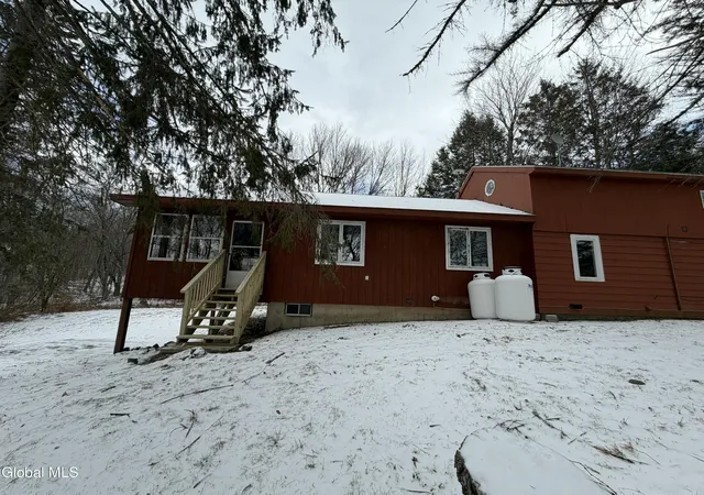 Homes for sale in Grafton, NY | 2704 Ny-2, Grafton, NY 12052 | MLS# 202613388
