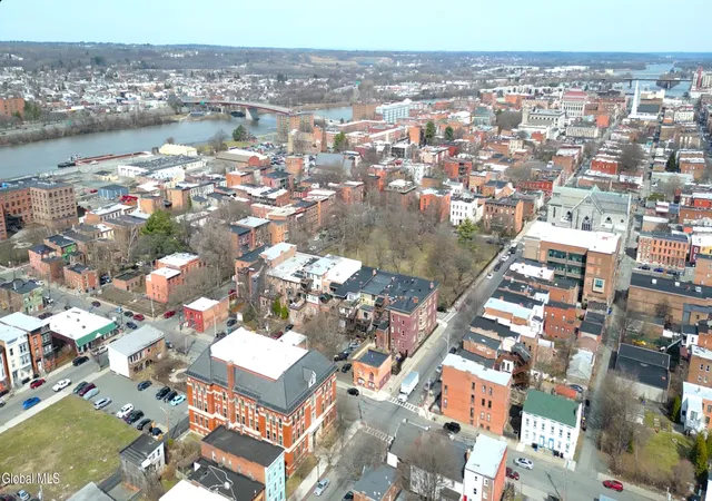 18th image of 278 280 4th St, Troy, NY 12180 | MLS# 202614113