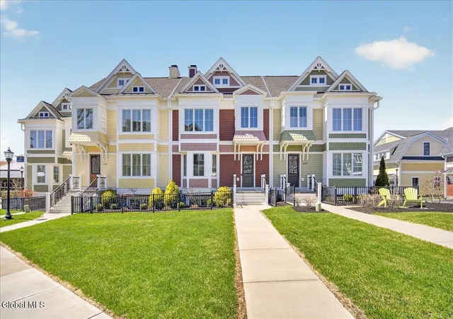 Photo 3 of Single family home for sale at 19 C Cherry St, Saratoga Springs, NY 12866 | MLS# 202616110 | Listing updated on 2026-09-14
