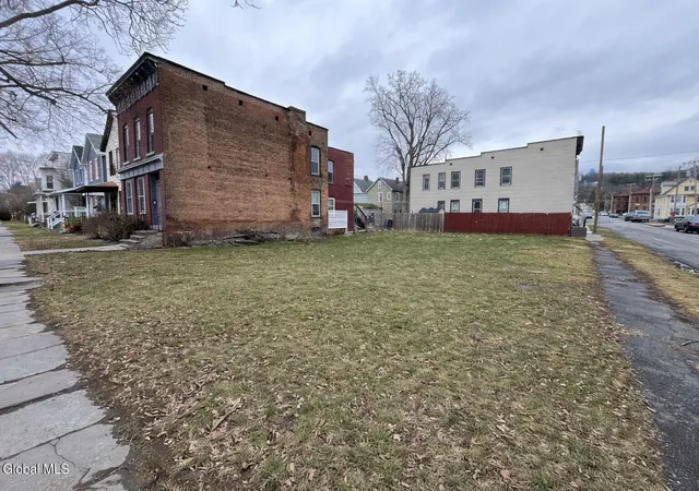 Homes for sale in Troy, NY | 762 2nd Ave, Troy, NY 12182 | MLS# 202613762