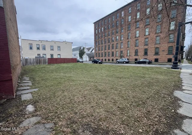 Homes for sale in Troy, NY | 762 2nd Ave, Troy, NY 12182 | MLS# 202613762
