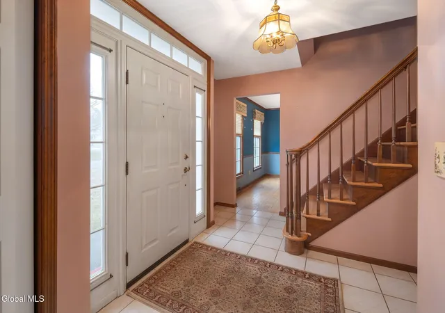 3rd image of 2 Georgian Ter, Colonie, NY 12211 | MLS# 202613939