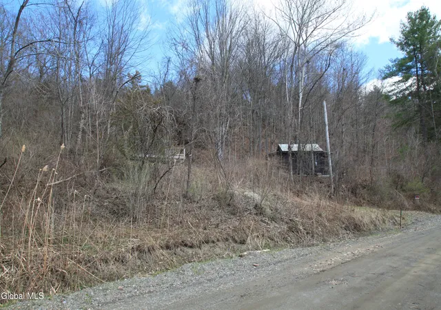 Homes for sale in Schaghticoke, NY | 2014 River Rd, Schaghticoke, NY 12154 | MLS# 202613826