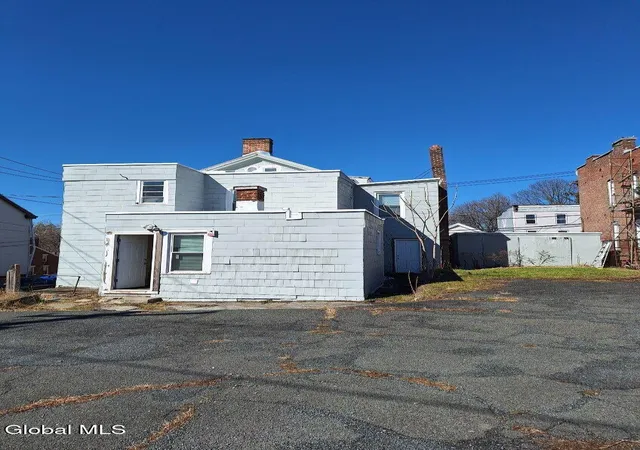 4th image of 65 13Th St, Troy, NY 12180 | MLS# 202613845