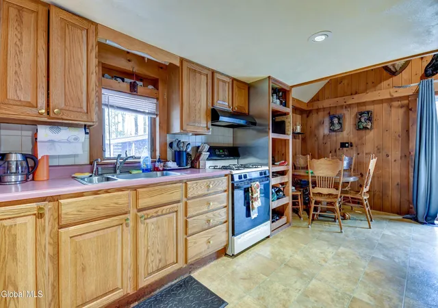 Homes for sale in Ephratah, NY | 259 Hart Rd, Ephratah, NY 13452 | MLS# 202614276