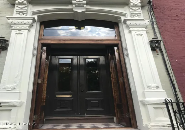 4th image of 79 Ten Broeck St, Albany, NY 12210 | MLS# 202614261