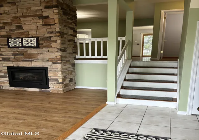 2nd image of 25 Stratton Cir, Troy, NY 12182 | MLS# 202614506