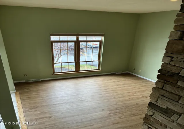 4th image of 25 Stratton Cir, Troy, NY 12182 | MLS# 202614506