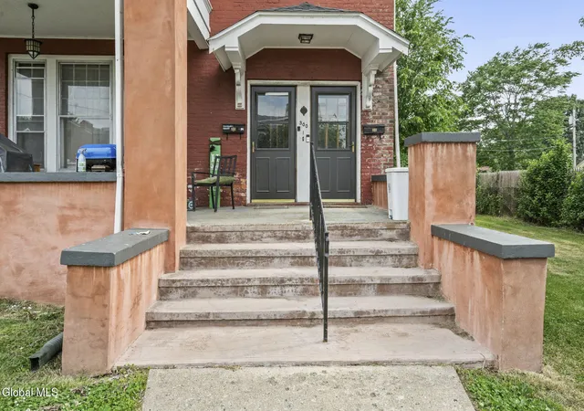 4th image of 300 16Th St, Watervliet, NY 12189 | MLS# 202619487