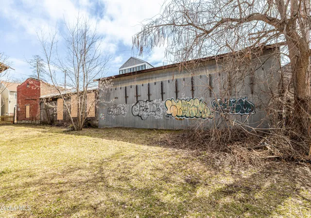 Photo 3 of Multi family home for sale at 357 Columbia St, Hudson, NY 12534 | MLS# 202614562 | Listing updated on 2026-07-14