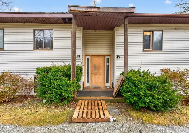 Homes for sale in Stephentown, NY | 1022 State Route 43, Stephentown, NY 12169 | MLS# 202614565