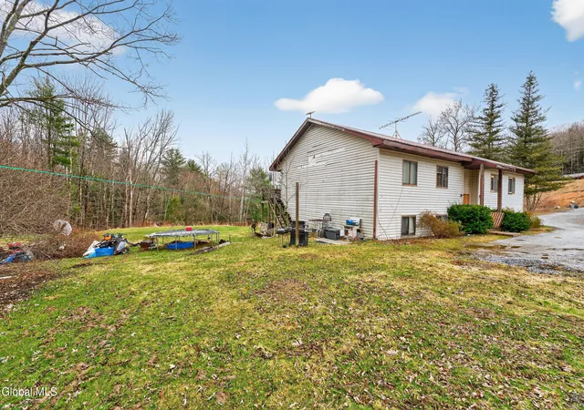 Homes for sale in Stephentown, NY | 1022 State Route 43, Stephentown, NY 12169 | MLS# 202614565
