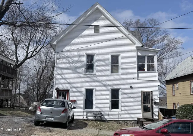 Homes for sale in Gloversville, NY | 50 Montgomery St, Gloversville, NY 12078 | MLS# 202614658