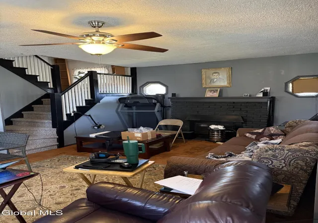 Photo 2 of Single family home for sale at 41 Easterly St, Gloversville, NY 12078 | MLS# 202614949 | Listing updated on 2026-04-20