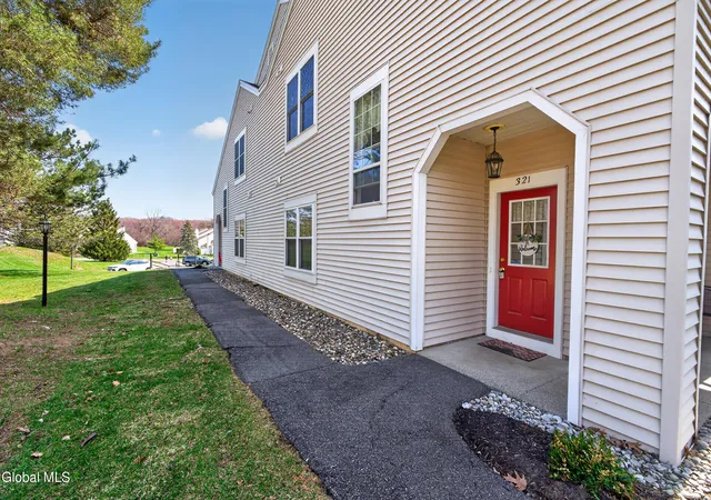 3rd image of 321 Diamond Rock Cir, Troy, NY 12182 | MLS# 202615011