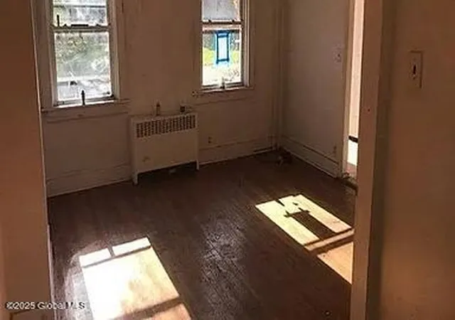 4th image of 469 Orange St, Albany, NY 12206 | MLS# 202617094