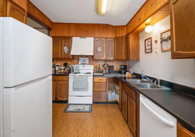 Homes for sale in Sharon Springs, NY | 148 France St, Sharon Springs, NY 13459 | MLS# 202615363