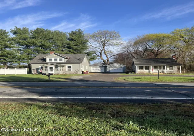 Homes for sale in Stuyvesant, NY | 2101 Us 9, Stuyvesant, NY 12173 | MLS# 202615475