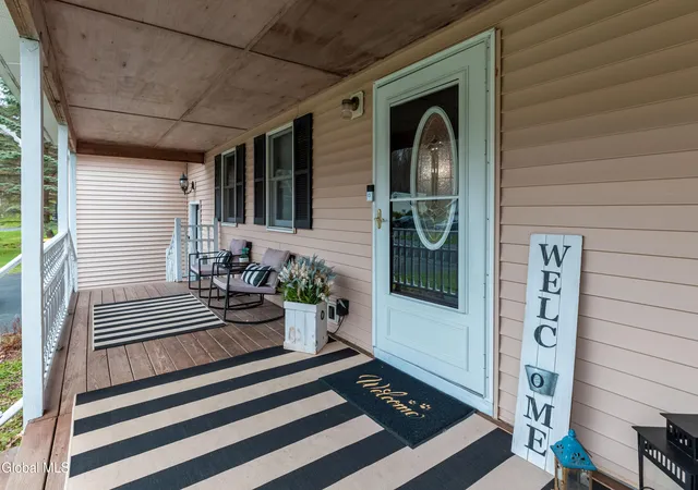 47th image of 1686 Julianne Dr, Schodack, NY 12033 | MLS# 202616828