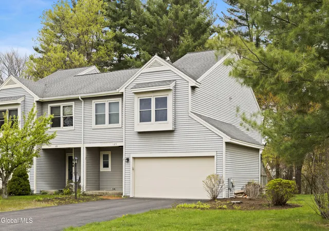 2nd image of 125 Garnett Ln, Guilderland, NY 12159 | MLS# 202616677