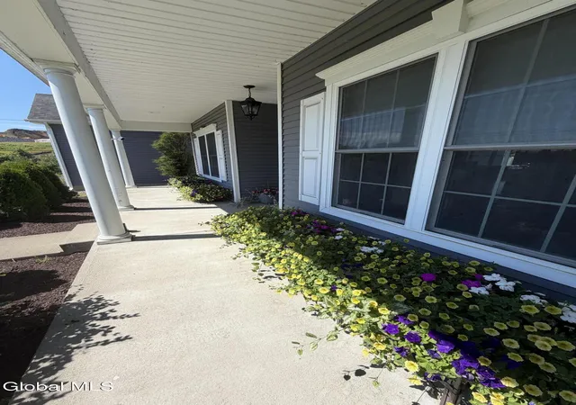 4th image of 103 Joann Wy, Amsterdam, NY 12010 | MLS# 202616194
