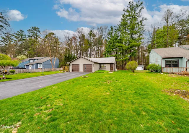 3rd image of 23 Pepperbush Pl, Ballston Spa, NY 12020 | MLS# 202616216