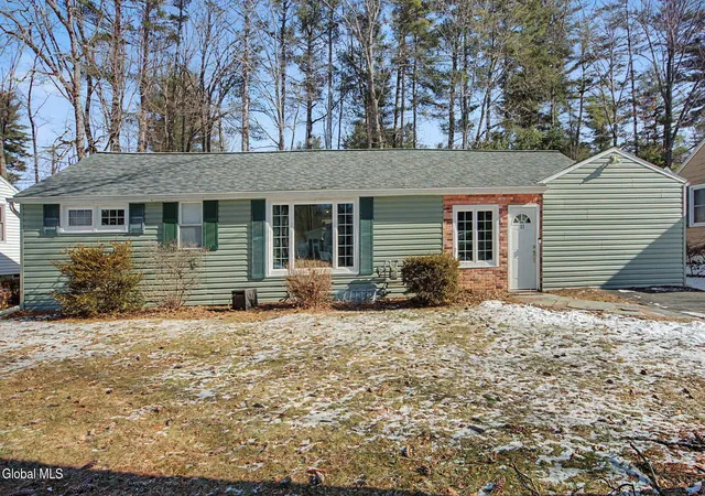 1st image of 11 Cherry Ln, Guilderland, NY 12084 | MLS# 202615865