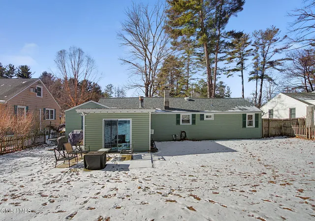 35th image of 11 Cherry Ln, Guilderland, NY 12084 | MLS# 202615865