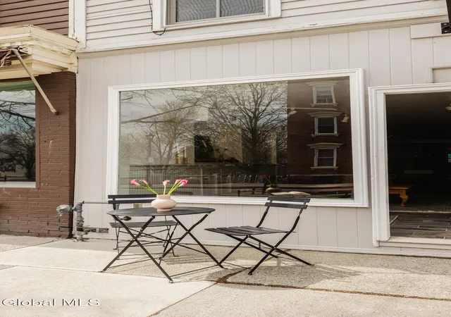 5th image of 323 Warren St, Hudson, NY 12534 | MLS# 202615928