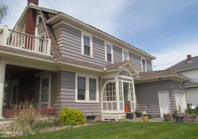 2nd image of 1103 Earl Ave, Schenectady, NY 12309 | MLS# 202616016