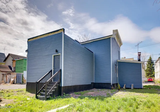 3rd image of 24 Jay St, Amsterdam, NY 12010 | MLS# 202616037