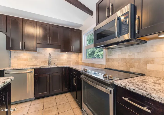 4th image of 14 Gail Ave, Colonie, NY 12205 | MLS# 202621035