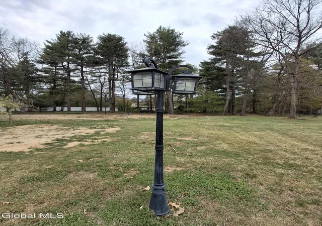 3rd image of 21 Payne Ct, Clifton Park, NY 12065 | MLS# 202616345