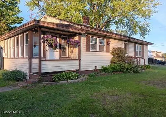 Homes for sale in Edinburg, NY | 83 Northville Rd, Edinburg, NY 12134 | MLS# 202616605