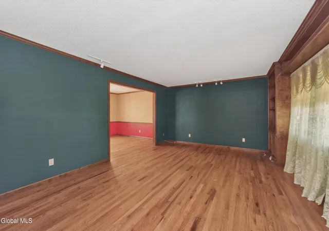 5th image of 3 Ashford Ln, Schenectady, NY 12309 | MLS# 202619814