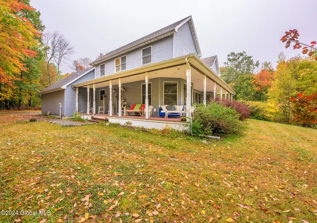 Homes for sale in Poestenkill, NY | 1013-1017 Plank Rd, Poestenkill, NY 12018 | MLS# 202616627