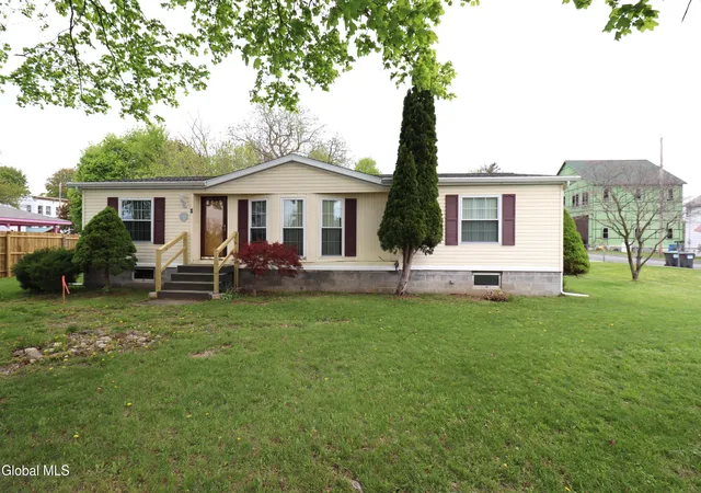 Homes for sale in Schaghticoke, NY | 11 East St, Schaghticoke, NY 12154 | MLS# 202616497