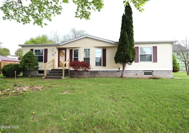Homes for sale in Schaghticoke, NY | 11 East St, Schaghticoke, NY 12154 | MLS# 202616497
