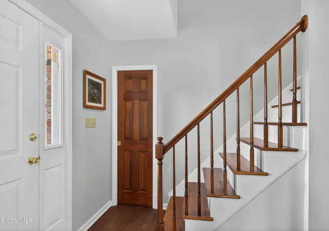 Photo 4 of Single family home for sale at 282 Hays Rd, Castleton On Hudson, NY 12033 | MLS# 202618838 | Listing updated on 2026-09-11