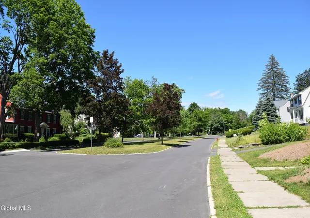 2nd image of 1590 Wendell Ave, Schenectady, NY 12308 | MLS# 202620710